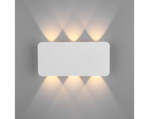 Бра Elektrostandard 40138/1 LED белый