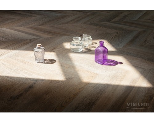 Виниловый ламинат VINILAM Parquet chevron 8,5 мм Шампань RI153616CL4